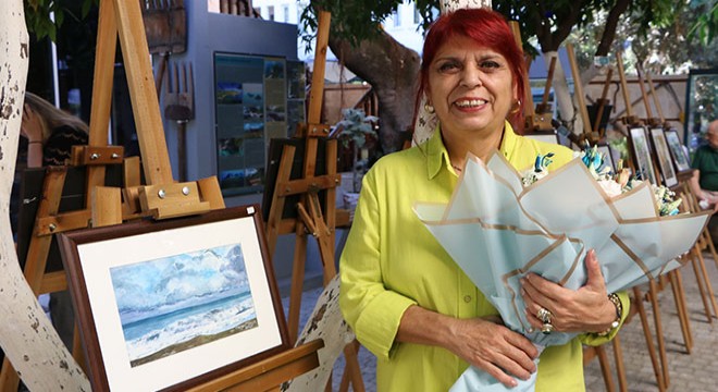 Antalya'da 'Kemer'in Suluboya Sergisi' açıldı