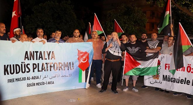 Antalya'da Küresel Sumud Filosu'na destek