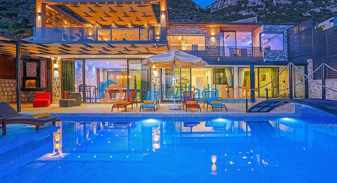 Antalya'da Villa Kiralama: Lüks ve Konforlu Tatilin Adresi