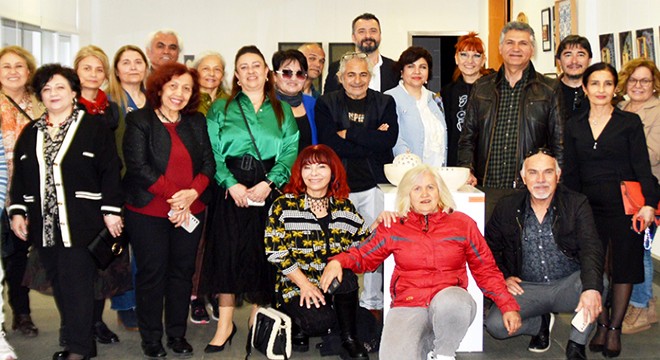 Antalya'da akademisyenlerden seramik eserler sergisi