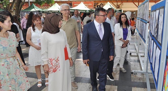 Antalya'da bahar sergisi ve kermes