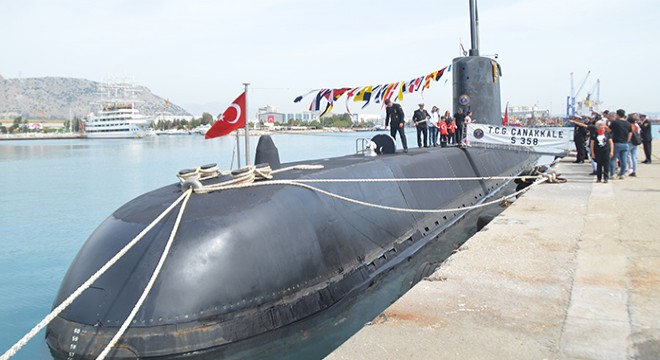 Antalya'da denizaltı heyecanı