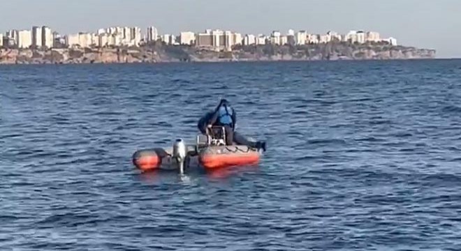 Antalya'da emekli temizlik işçisi denizde ölü bulundu