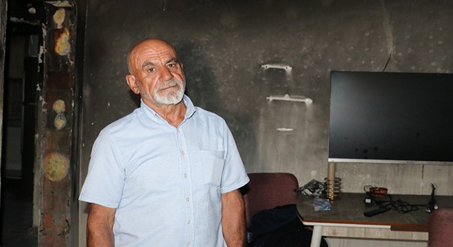 Antalya'da evleri yanan çift destek bekliyor