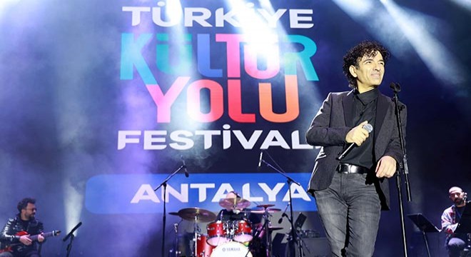 Antalya'da festival etkinliklerine yoğun ilgi