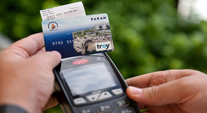 Antalya'da geri dönüşümde Konuksever şampiyon