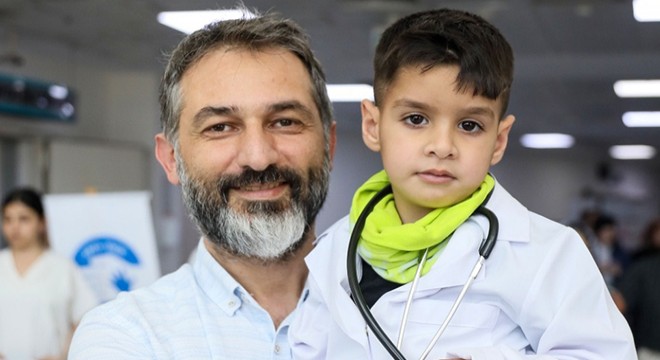 Antalya'da hastanede otizme dikkat çektiler