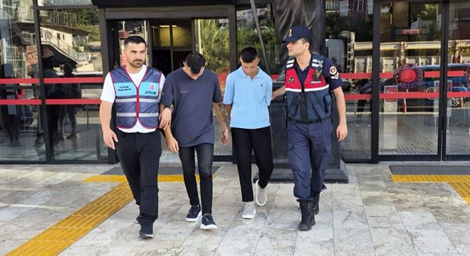 Antalya'da hırsızlık şüphelileri tutuklandı