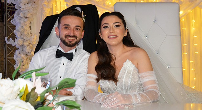 Antalya'da iş, siyaset ve spor dünyasını buluşturan düğün