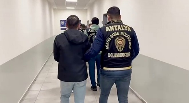 Antalya'da işe yerleştirme vaadiyle dolandırıcılığa 1 tutuklama