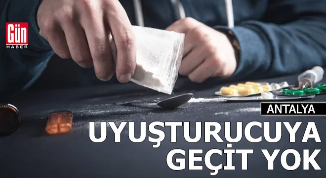 Antalya'da jandarmadan uyuşturucu operasyonu