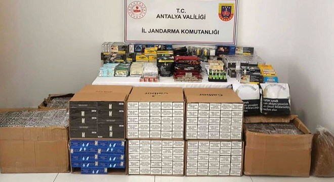 Antalya'da kaçak sigara operasyonu