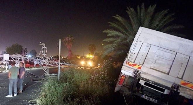 Antalya'da kaza: 3 yaralı