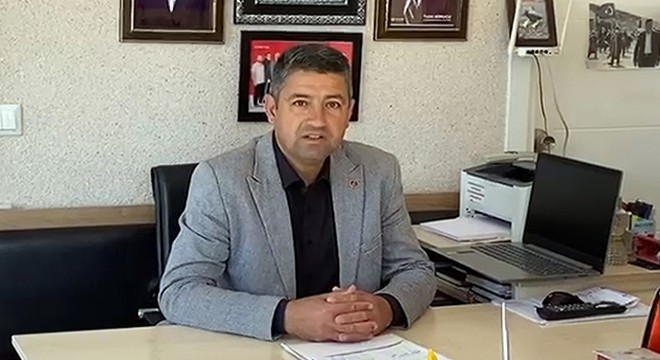 Antalya'da mahalle muhtarı hoparlör ile sahura kaldırıyor
