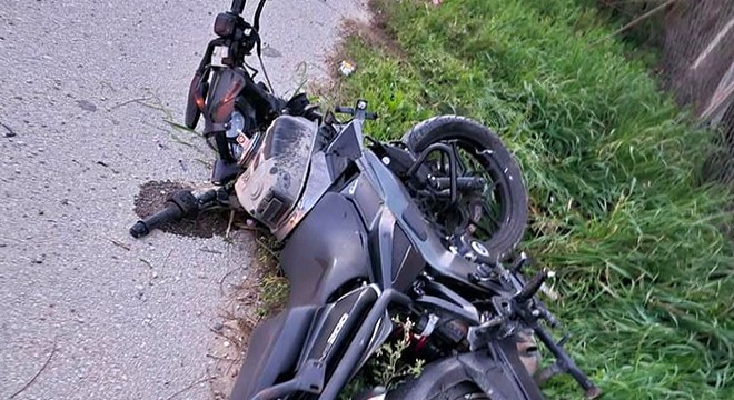 Antalya'da motosikletin sürücüsü hayatını kaybetti