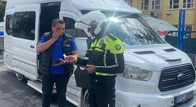 Antalya'da okul çevrelerinde güvenlik uygulaması