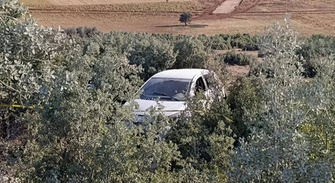 Antalya'da otomobiliyle şarampole düşen sürücü öldü