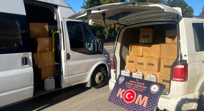 Antalya'da polisten kaçakçılık operasyonu