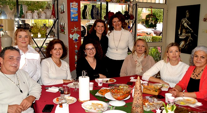 Antalya'da sanat atölyesinde kutlama