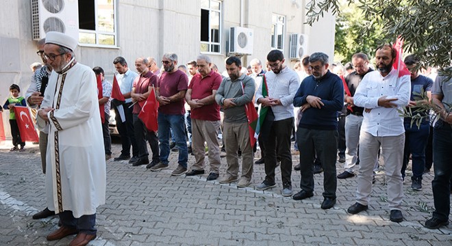 Antalya'da şehitler için gıyabi cenaze namazı