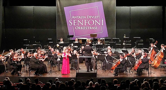 Antalya'da senfoniden 'obua' konseri