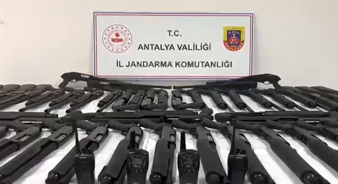 Antalya'da silah kaçakçılığına 4 tutuklama