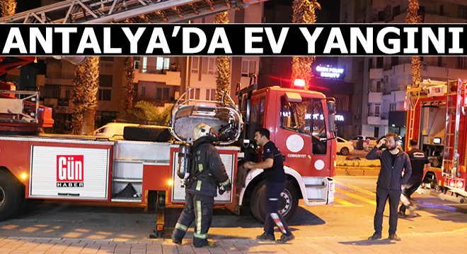 Antalya'da tadilat aşamasındaki evde yangın