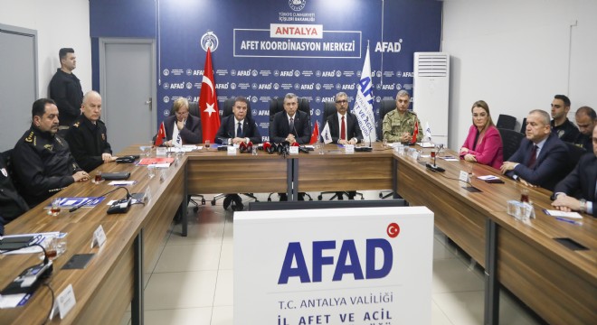 Antalya'da taşımalı eğitime bir gün ara verildi