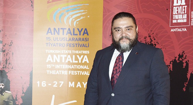 Antalya'da tiyatro sokağa taşacak