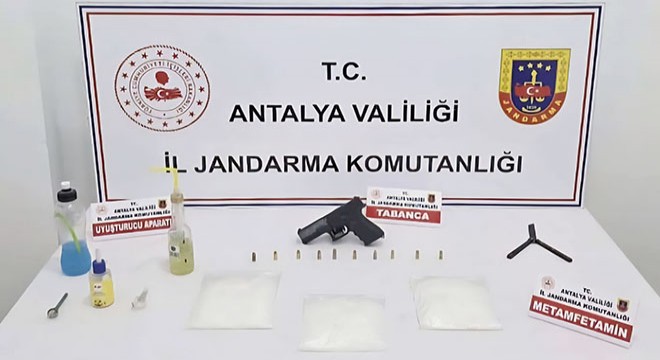 Antalya'da uyuşturucu operasyonunda 2 şüpheli tutuklandı