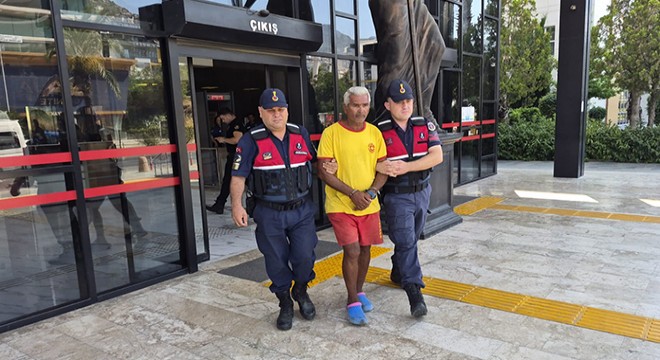 Antalya'da yakalanan firari hükümlü tutuklandı