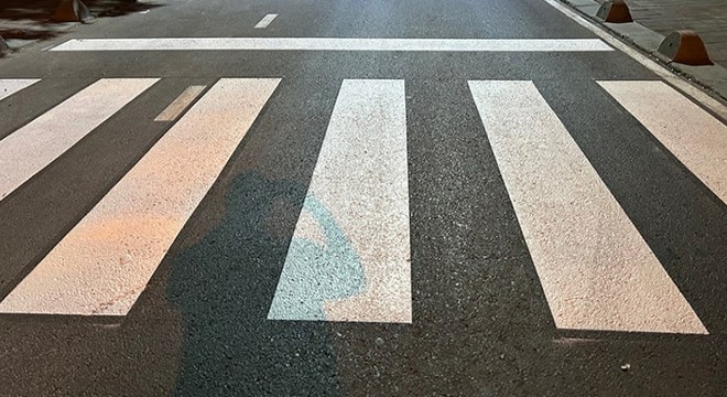 Antalya'da yaya geçidi denetiminde 60 sürücüye ceza