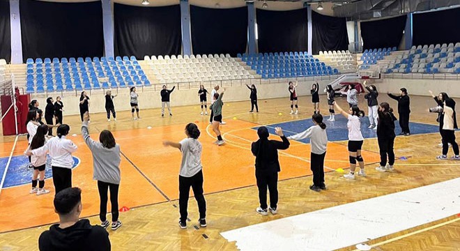 Antalya'da yaz kurslarına yoğun ilgi
