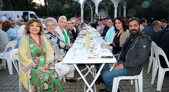 Antalya'da yerleşik yabancılar iftarda buluştu