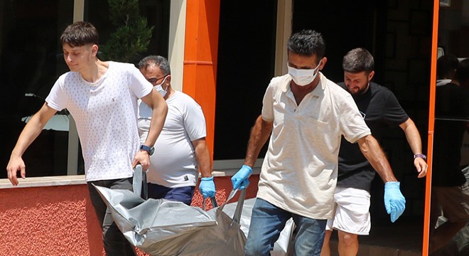 Antalya'da yerleşik yaşayan Kanadalı evinde ölü bulundu