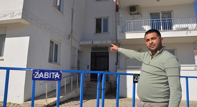 Antalya'da yıkılma tehlikesi olan bina tahliye edildi
