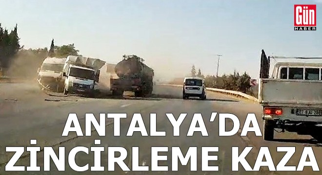 Antalya'da zincirleme kazada 3 kişi yaralandı