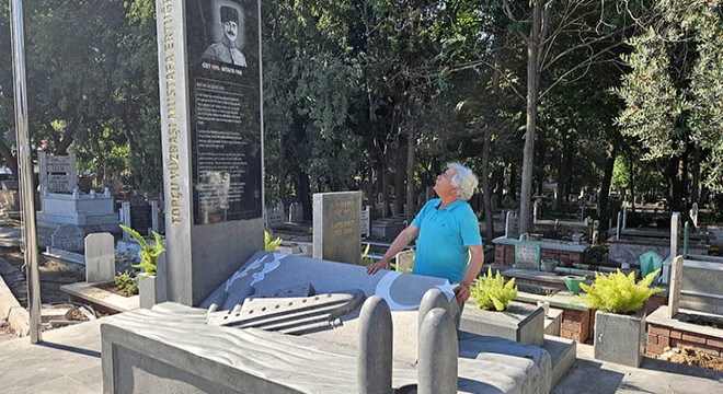 Antalya'nın kahramanı Yüzbaşı Aker'e anıt mezar