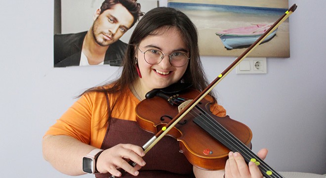 Antalyalı Melike'nın Murat Boz ile sahne hayali