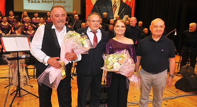 Antalyalı hekimlerden türkü şöleni