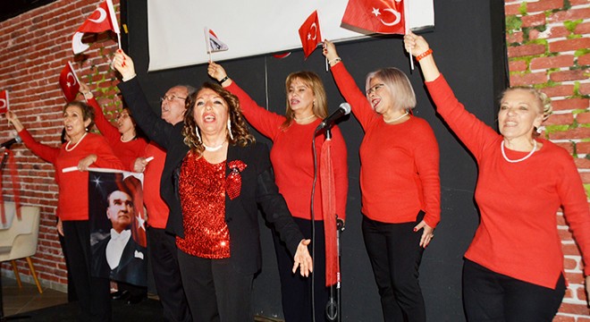 Antalyalı kadınlardan 'Sevgi Günü'