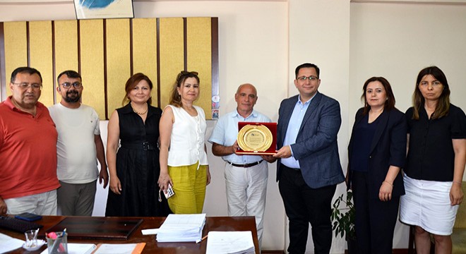 Antalyalı mali müşavirlerden vergi dairesi müdürüne veda