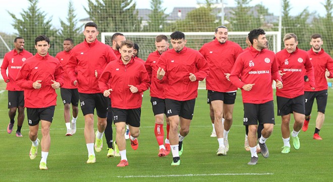 Antalyaspor, 6 eksikle Göztepe deplasmanında