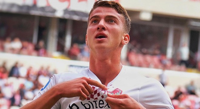Antalyaspor, Bertuğ Yıldırım'ı kiralık olarak kadrosuna kattı
