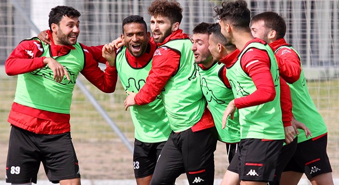 Antalyaspor, Fenerbahçe karşısında ilki yaşamak istiyor