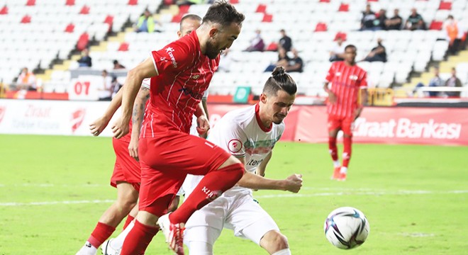 Antalyaspor, Giresun'a moralli gidecek