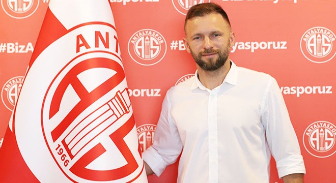 Antalyaspor, Süper Lig'in en yaşlı 3 takımından biri