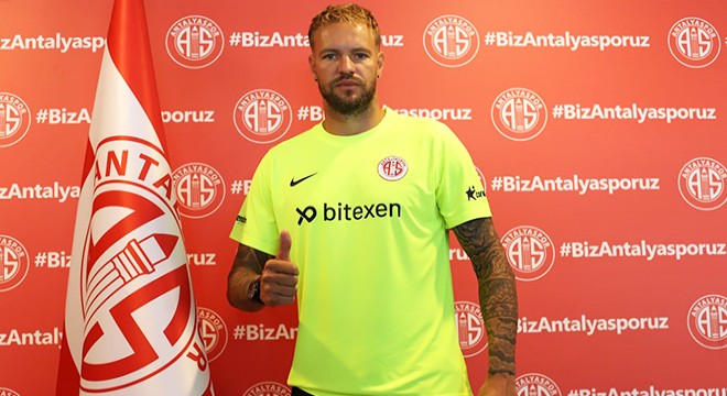 Antalyaspor'da Güray Vural, Fernando ve Boffin'in sözleşmeleri uzatıldı