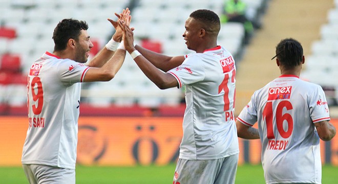 Antalyaspor'da futbolculara 4 gün izin