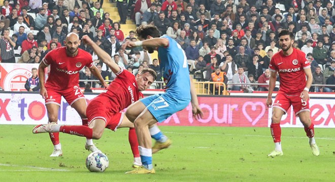 Antalyaspor, hazırlık maçında Napoli'ye 3-2 kaybetti